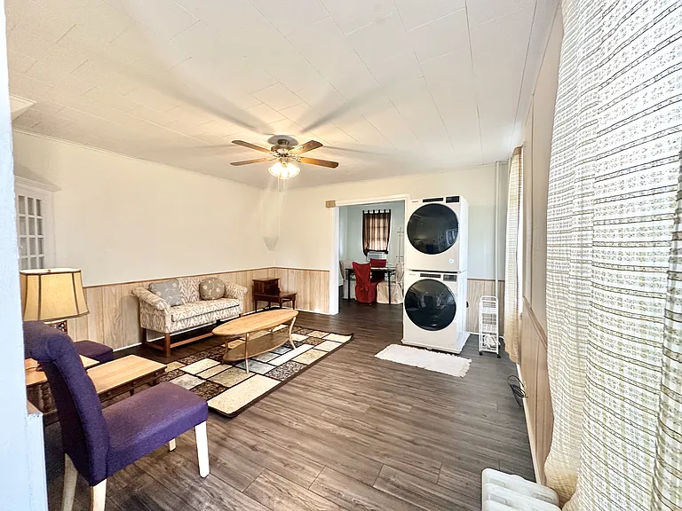 1001 Cherry St — Photo 4