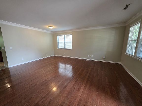 2nd image of 46 Brookview Dr