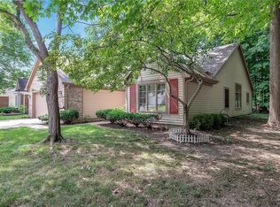 6437 Salem Dr, Fishers, IN
