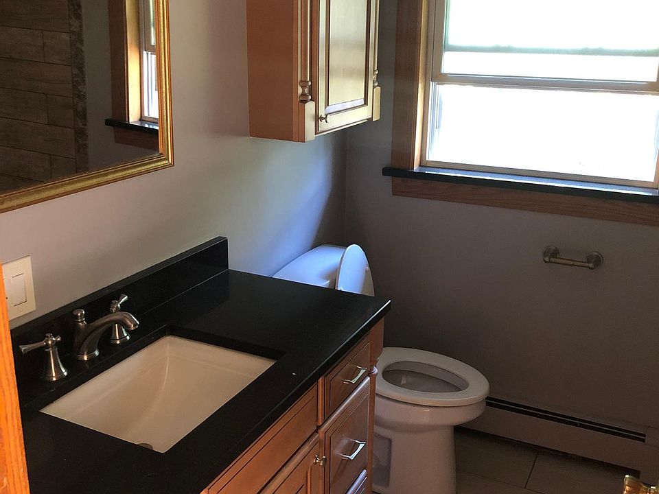 2nd image of 8285 Archer Ave APT 5