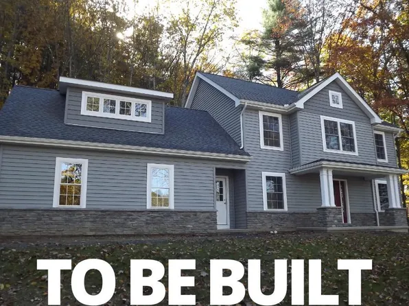 165 W Hills Dr, Stroudsburg, PA 18360