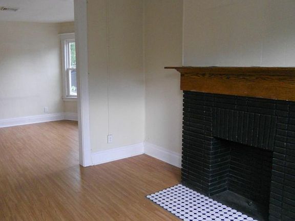 4th image of 145 Bryant St APT 4