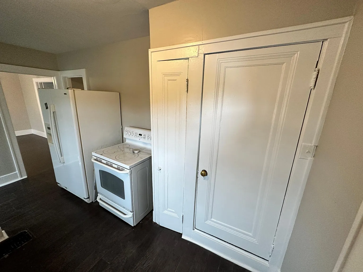 3 bed, 1000 sqft, $1,250 — Photo 4