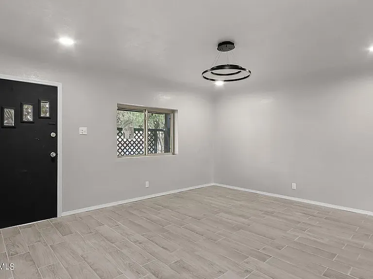 7717 Matamoros Dr — Photo 8