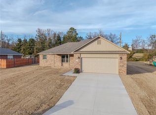 309 Adysen, Roland, OK 74954