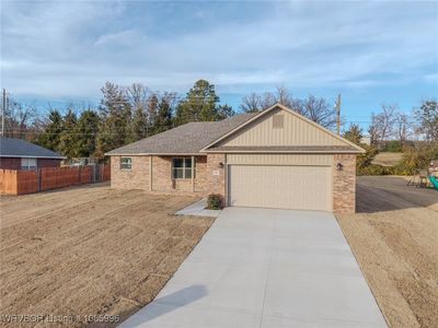309 Adysen, Roland, OK, 74954