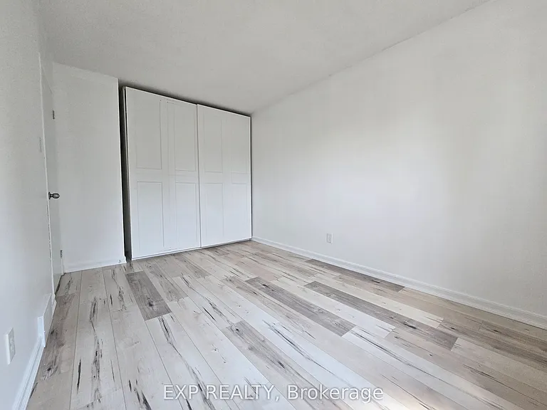 90 Lightfoot Pl #75 — Photo 33