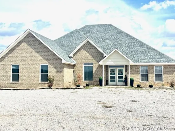 30 Lobo Ln, Lone Grove, OK 73443