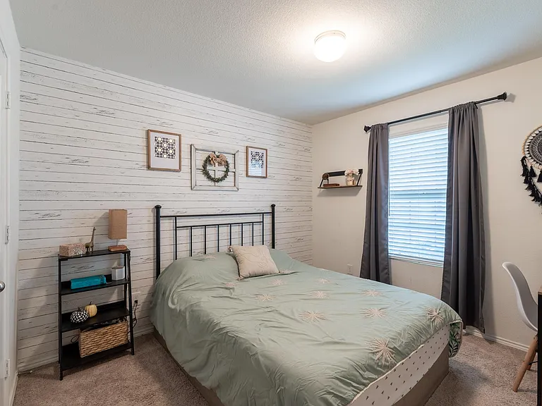 771 Bayonet St — Photo 17