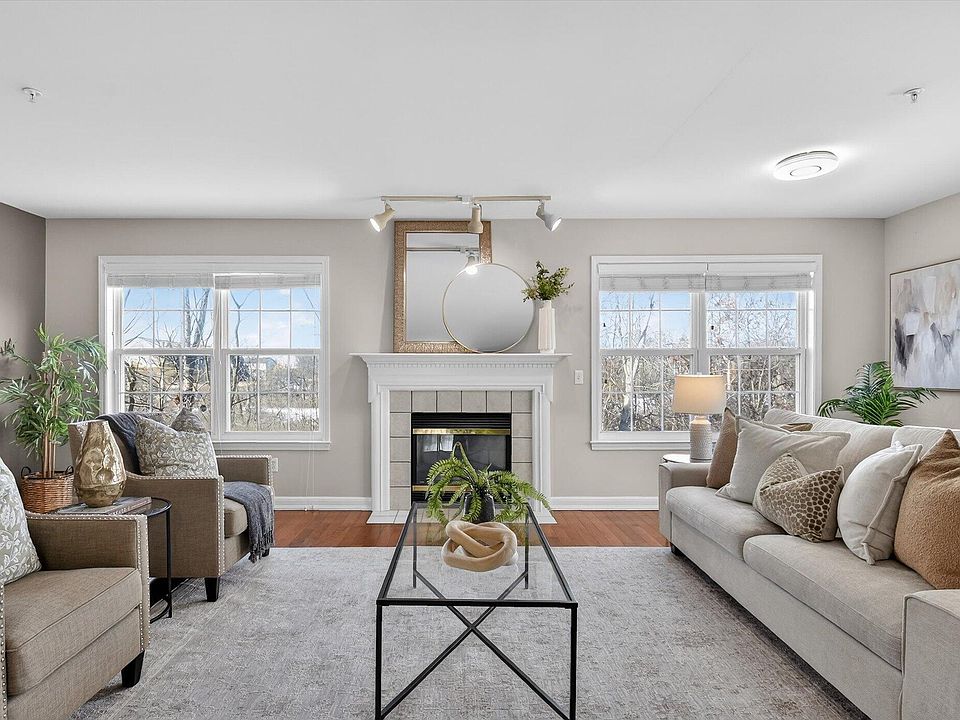 1st image of 3031 Barclay Way