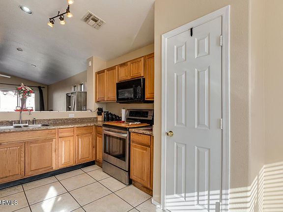 5th image of 1895 S Silver Dr