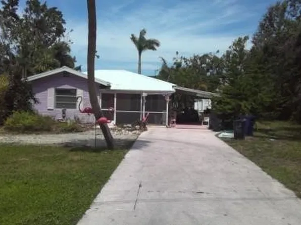 48 W North Shore Ave, North Fort Myers, FL 33903