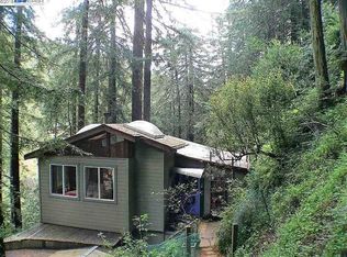6430 Redwood Rd, Oakland, CA 94619