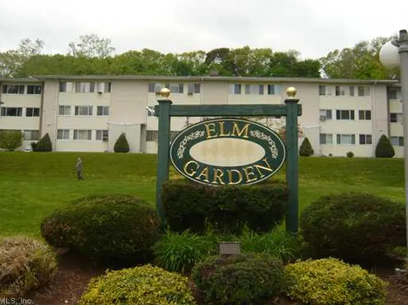 297 S Elm St, Wallingford, CT 06492