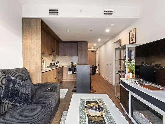5th image of 5987 Wilson Ave #3905