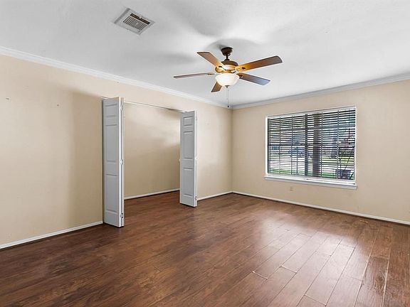 3rd image of 29010 Elmwood Dr