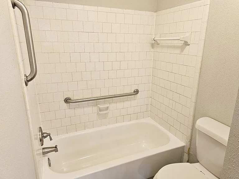 6103 Wolfboro Dr — Photo 11