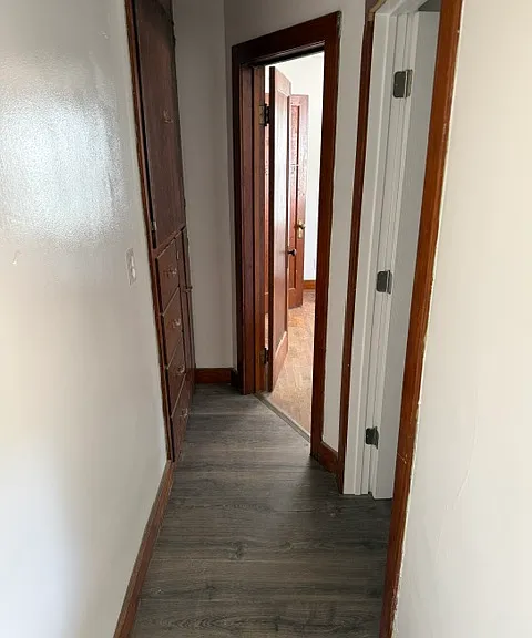 1104 Marshall Ave — Photo 6