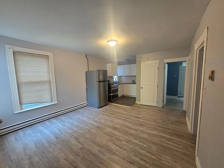 280 W Ivy St #1 — Photo 2