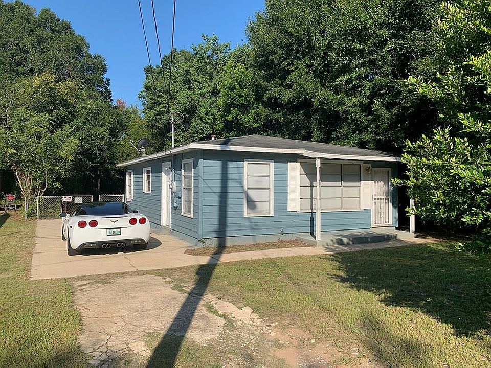 1st image of 3315 Marcus Dr