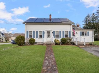 1096 Gardners Neck Rd, Swansea, MA 02777