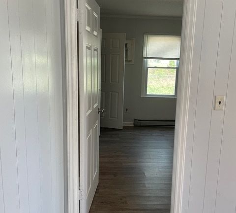 3rd image of 818 Powhatan Ave Unit G