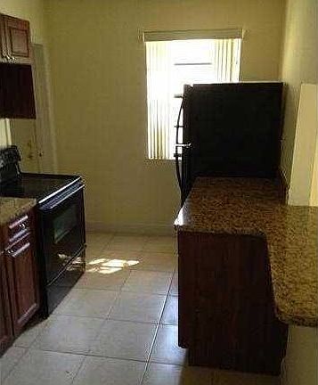 2nd image of 2755 Washington Park Dr