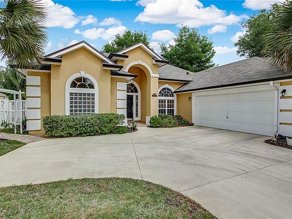 3rd image of 86440 Meadowwood Dr
