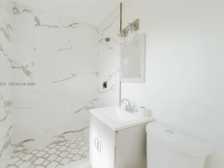 11080 Peachtree Dr — Photo 8