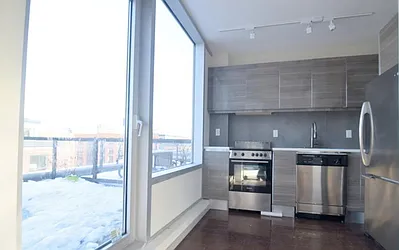 Rented by Loom Group