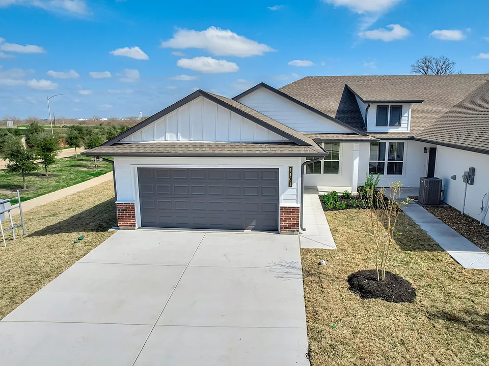 1141 Trellis Pass Willow