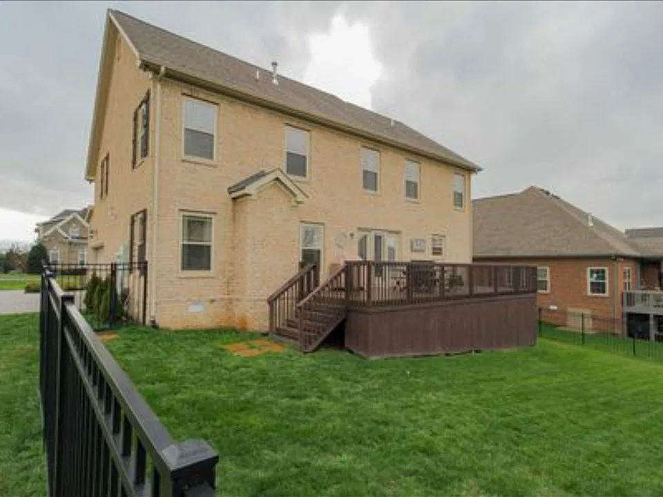 3300 Appian Ct
