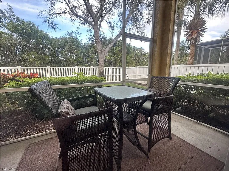 14907 Sterling Oaks Dr — Photo 11