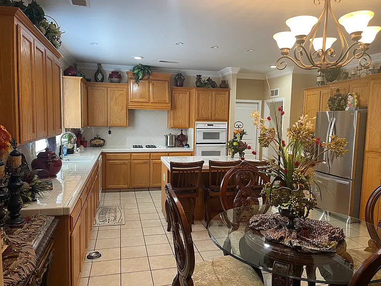 5212 Challenger Ave — Photo 8