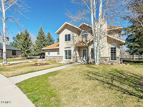 3rd image of 1429 W Rio Grande Rd