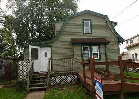 1st image of 1006 3rd Ave