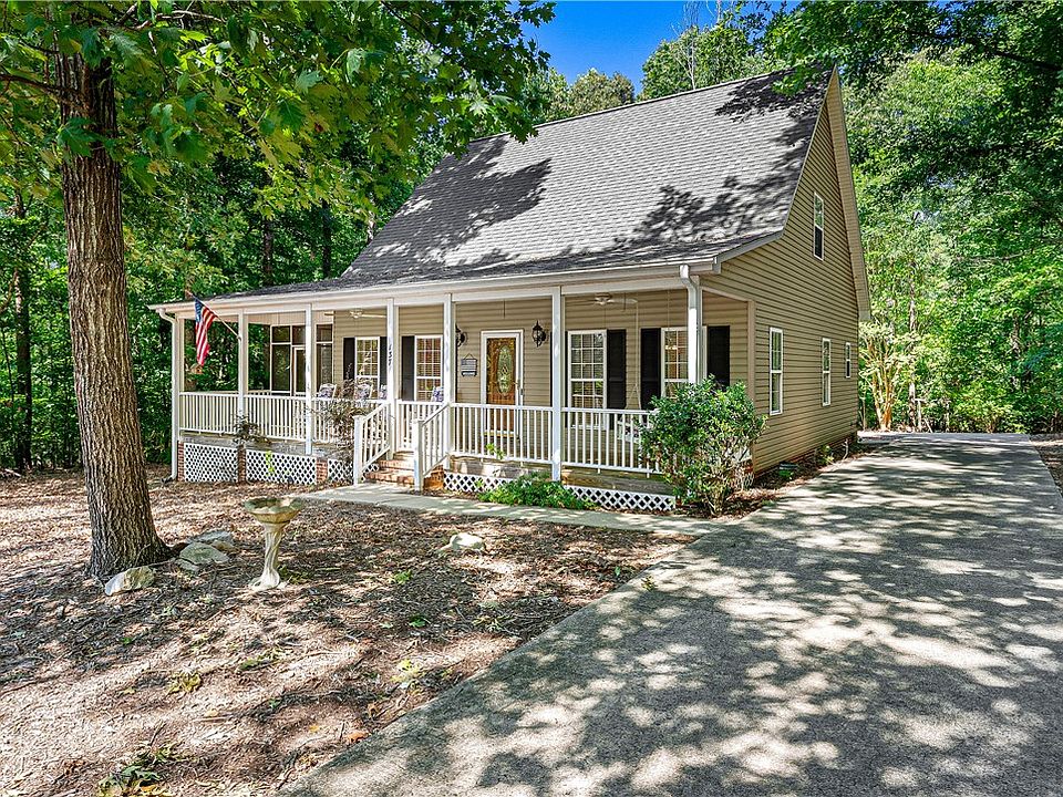 1st image of 137 Indian Hills Dr