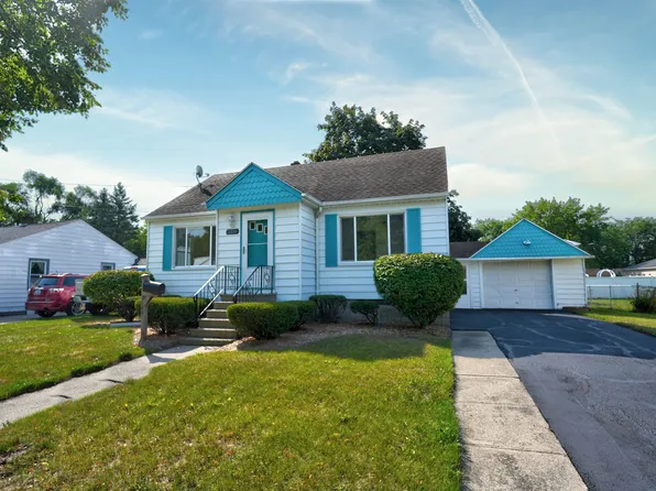 2108 Tackle St, Essexville, MI 48732
