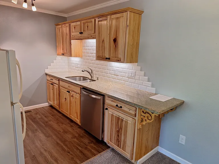 380 Paradise Cir #C8 — Photo 11