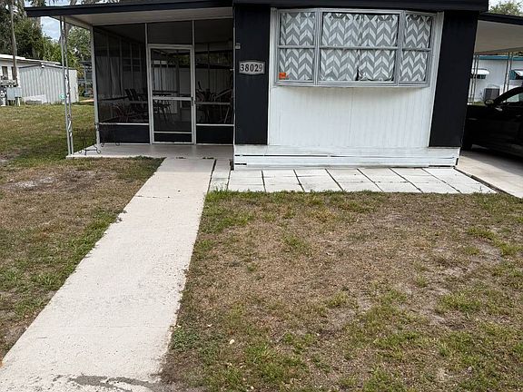 2nd image of 38029 Christine Ave