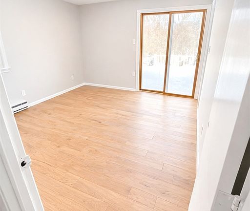 3rd image of 369 Berlin Rd