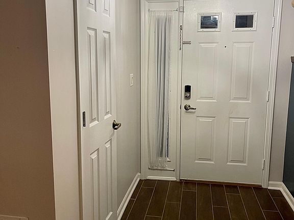 3rd image of 677 Woodfield Cir