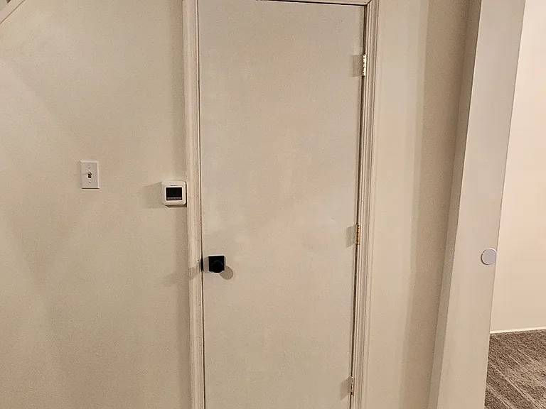 642 W Penn St — Photo 24