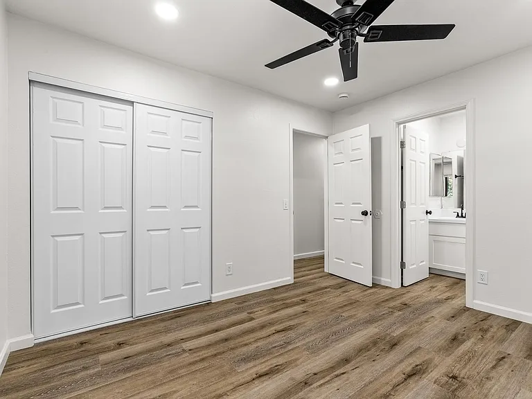 169 Brightwood Ave — Photo 10