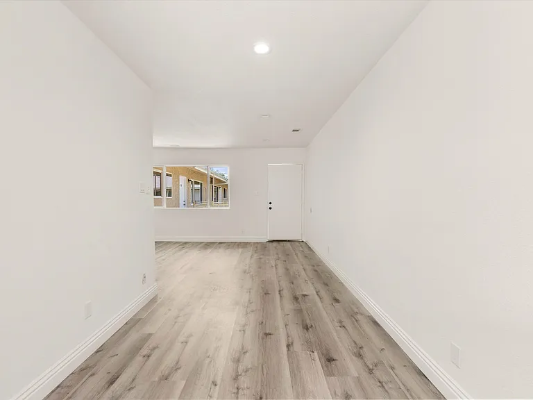 19237 Bryant St #9 — Photo 12