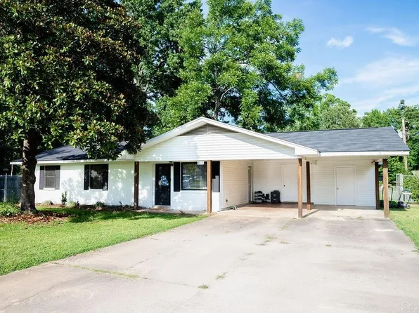 903 Poplar St, Star City, AR 71667