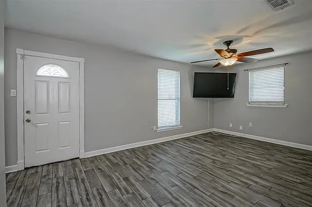 1849 Redwood Dr — Photo 17