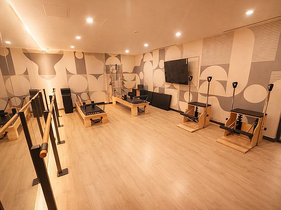 5th image of 158 Lott St #520D
