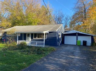 511 S Bay Rd, North Syracuse, NY 13212