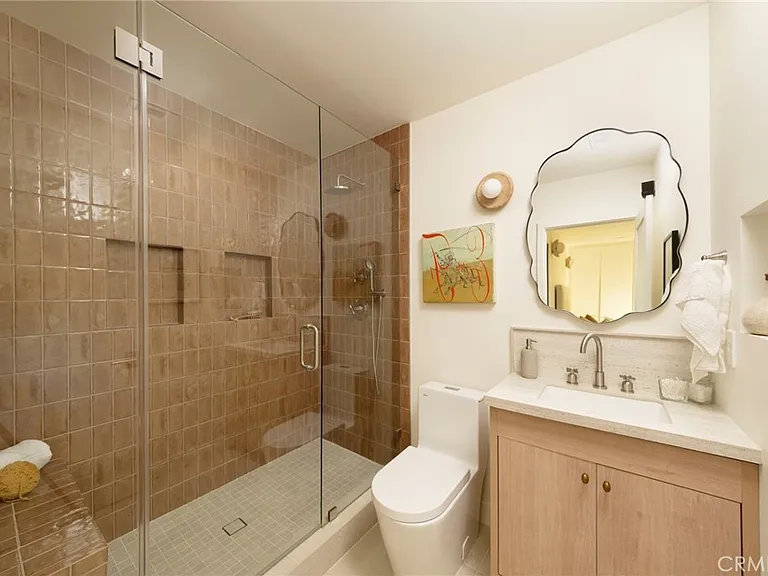 3554 S Sycamore Ave — Photo 17